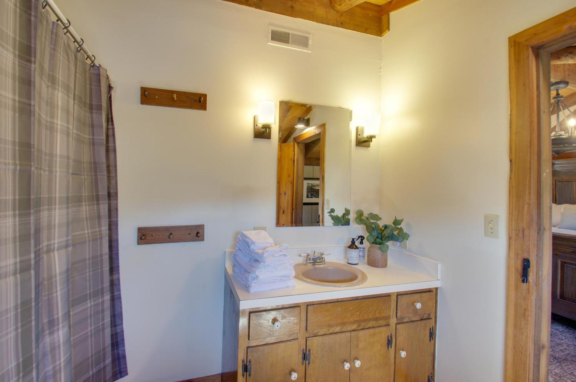 Cozy Log Cabin Getaway With Fire Pit And 3 Acres! Ruckersville Exterior photo