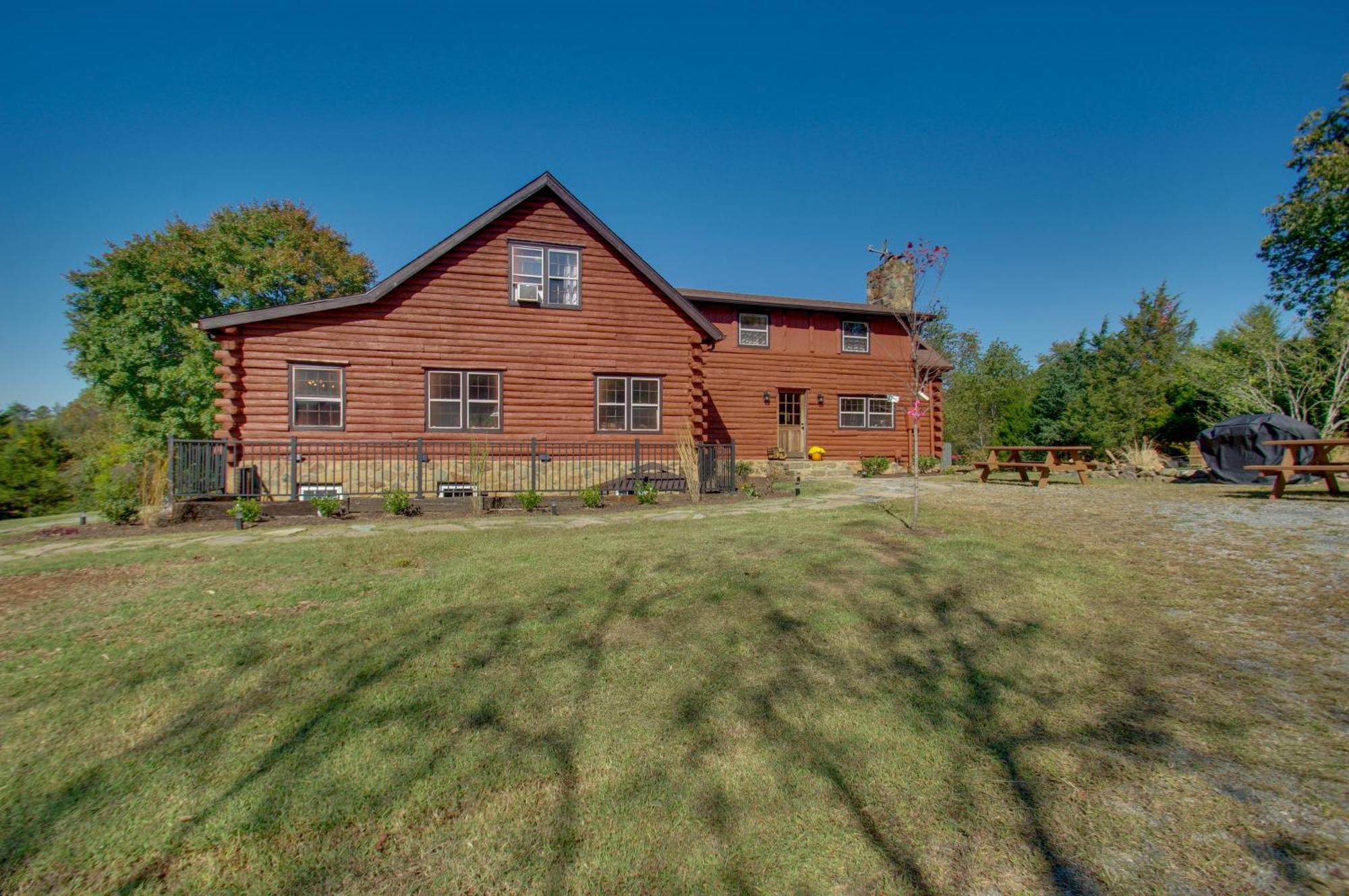 Cozy Log Cabin Getaway With Fire Pit And 3 Acres! Ruckersville Exterior photo